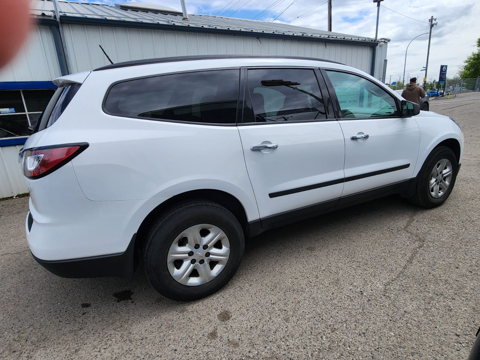 2016 Chevy traverse 8 seats