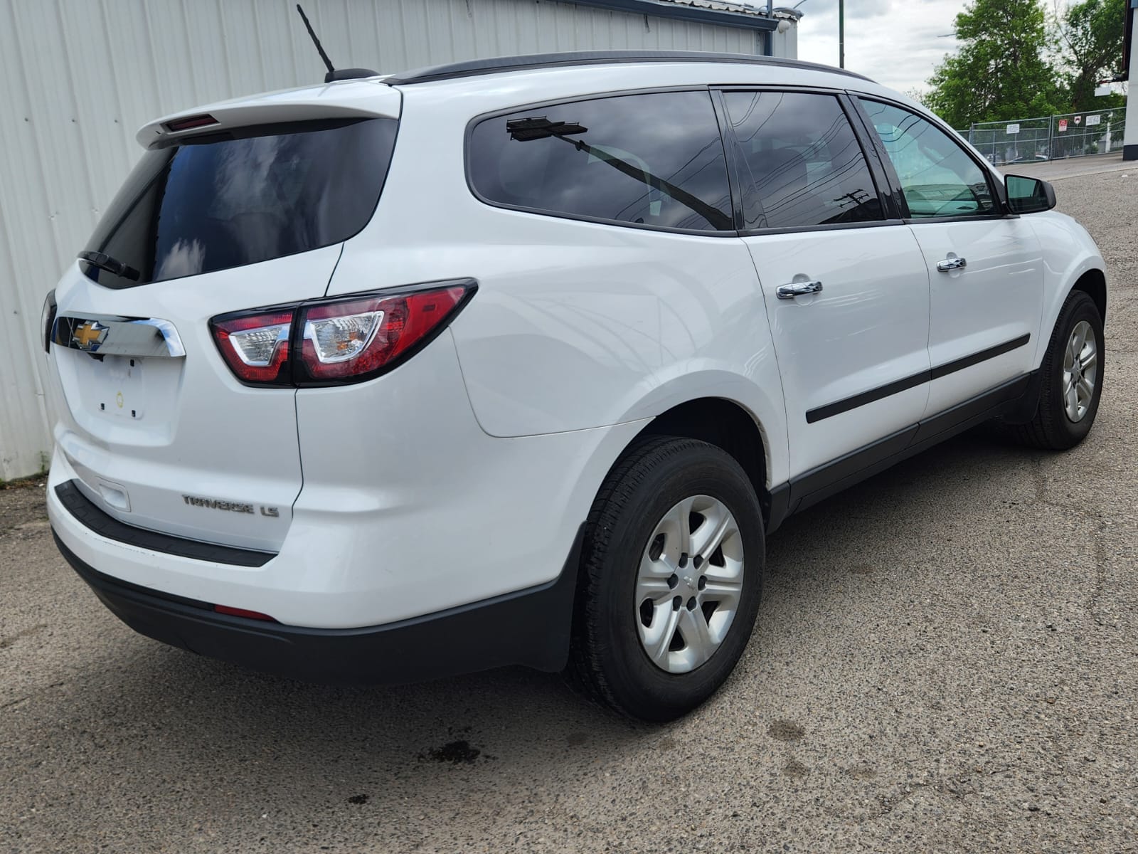 2016 Chevy traverse 8 seats