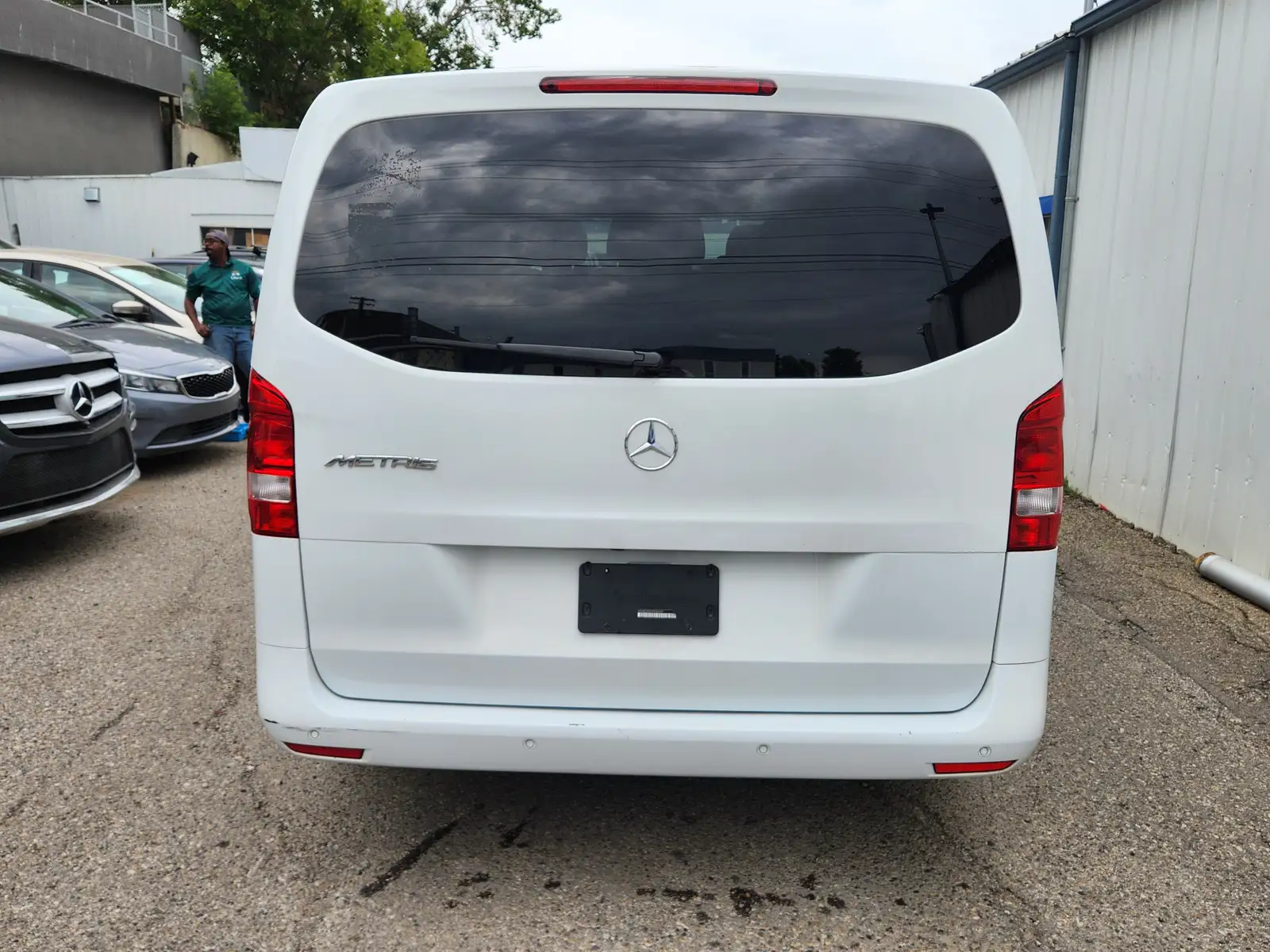 2017 Mercedes Benz Metris 8Passengers