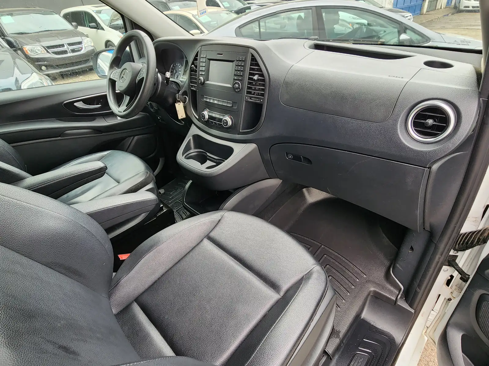 2017 Mercedes Benz Metris 8Passengers