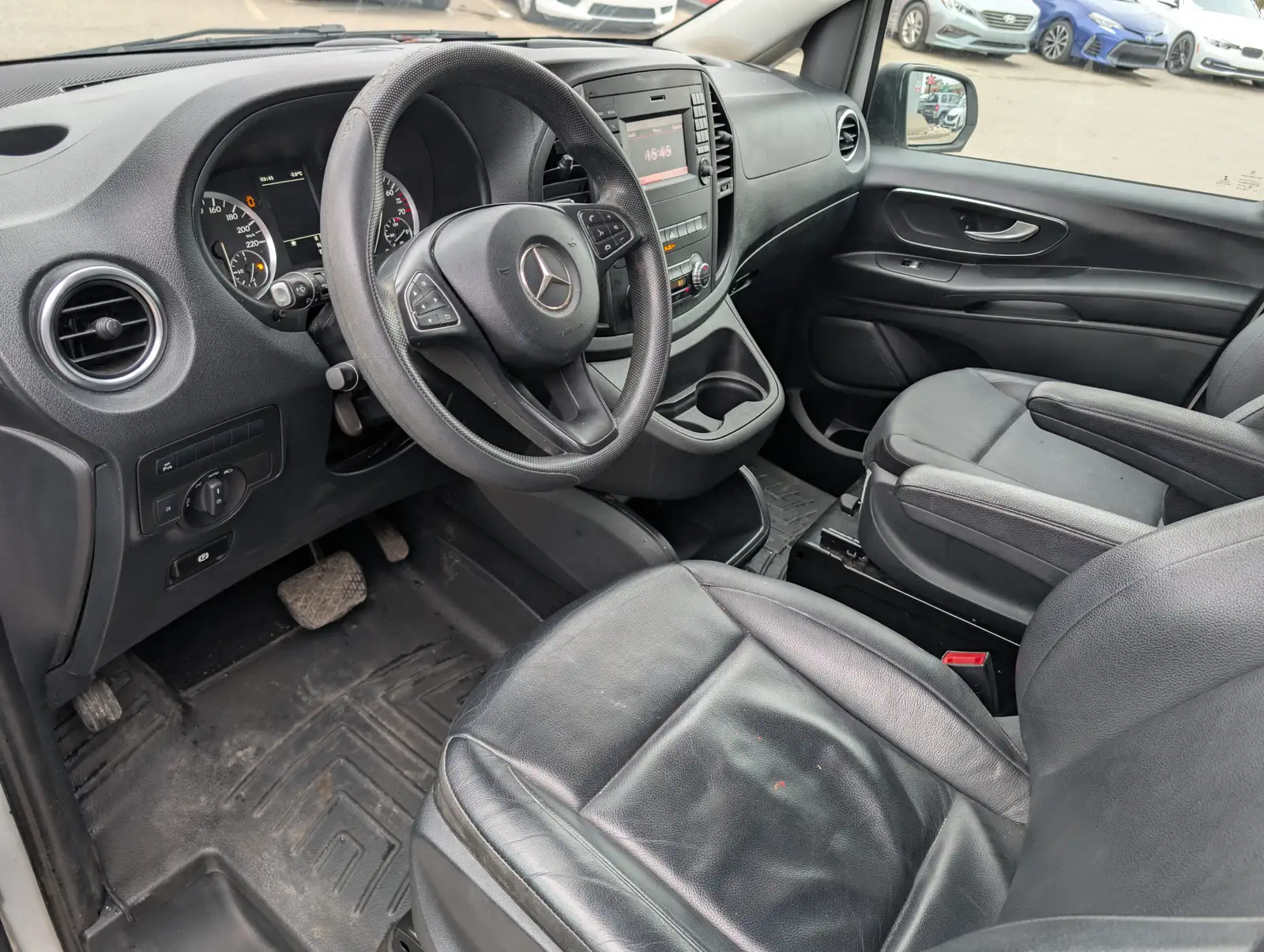 2017 Mercedes Benz Metris 8Passengers